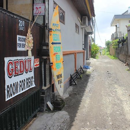 Gedul Homestay Canggu Exteriör bild