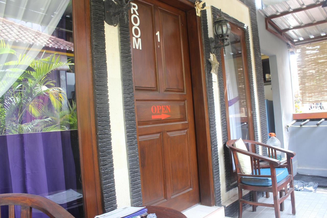 Gedul Homestay Canggu Exteriör bild